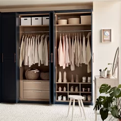 House Beautiful Realm Fitted Look Quad Wardrobe, Oak Effect Carcass - Navy Blue Shaker Doors (W) 1901mm X (H) 2256mm -Furniture Sale Store 13999793 1735036608174335